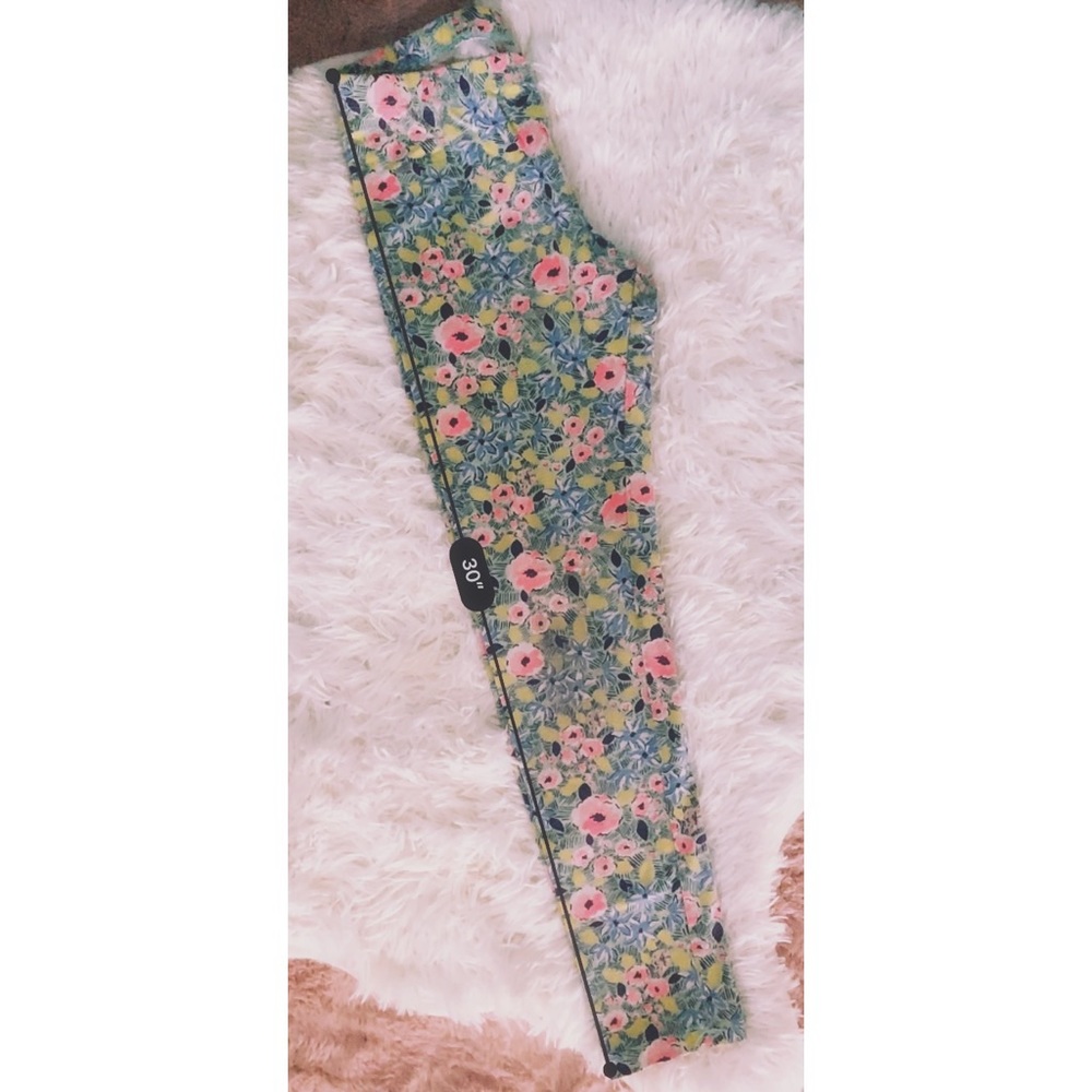 🌟💖Cat & Jack Girls Flower Leggings💖🌟 - Picture 3 of 4